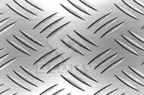 O que podemos saber sobre 3003 Folhas de placa quadriculada de banda de rodagem de alumínio?