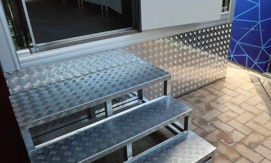 5000 aplicação de placa de piso de alumínio série