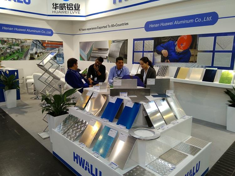 Huawei Aluminium brachte mehrere seiner eigenen überlegenen Aluminiumprodukte auf den Markt, um Ausstellern Aluminiumprodukte von besserer Qualität anzubieten