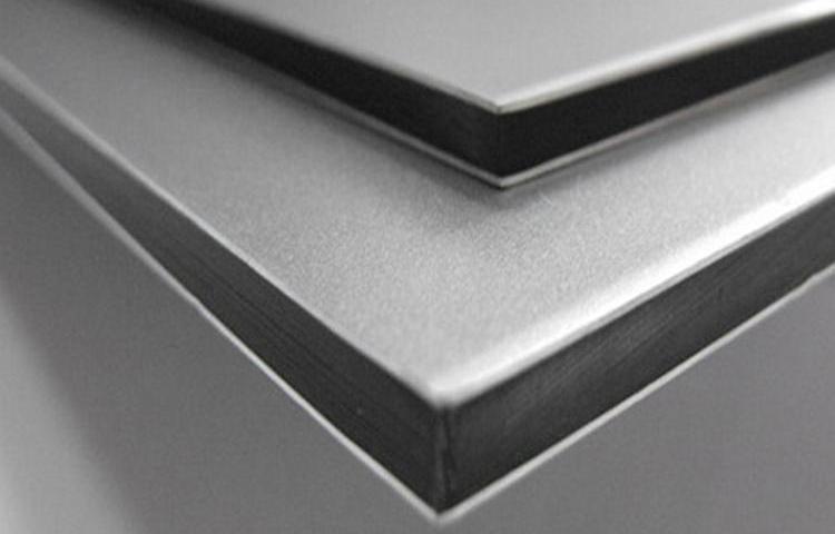 Huawei Aluminium melancarkan beberapa produk aluminium unggulnya sendiri untuk menyediakan produk aluminium berkualiti lebih baik untuk peserta pameran