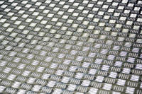 Il battistrada in alluminio con motivo a diamante in lega è ampiamente utilizzato nei mobili