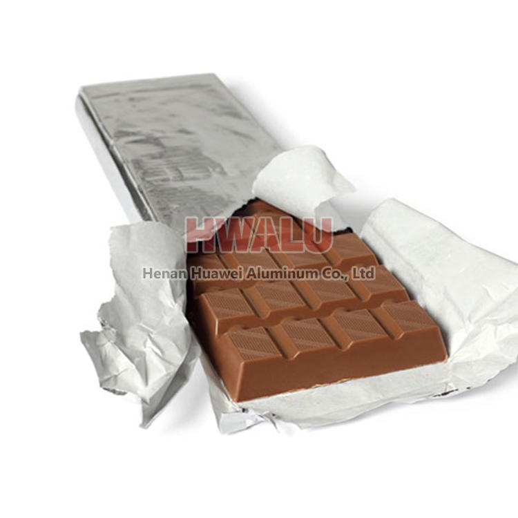 foglio di alluminio per avvolgere le barrette di cioccolato