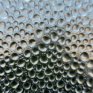 Placa de aluminio con patrón de gota de agua